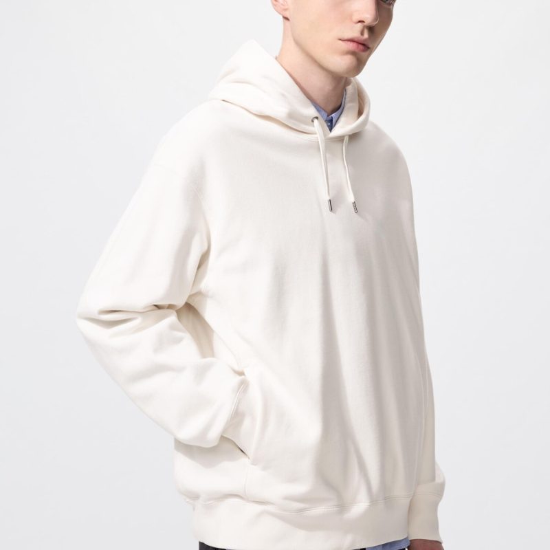 Спортивный пуловер с капюшоном