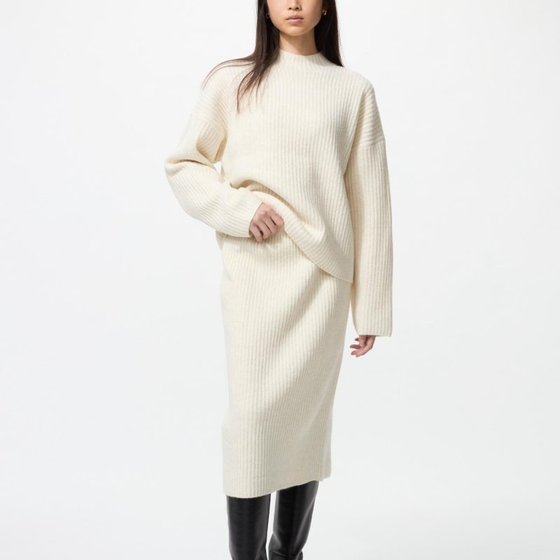 Юбка из бесшовной пряжи-суфле 3D-вязания