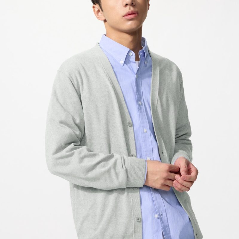 Вязаный кардиган с V-образным вырезом