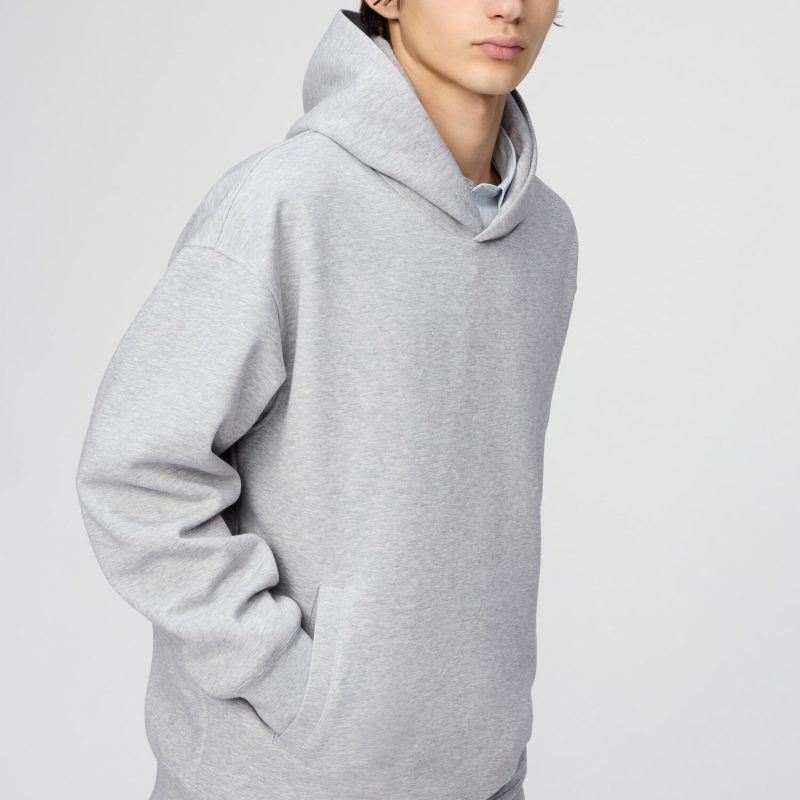 Потный пуловер оверсайз с капюшоном