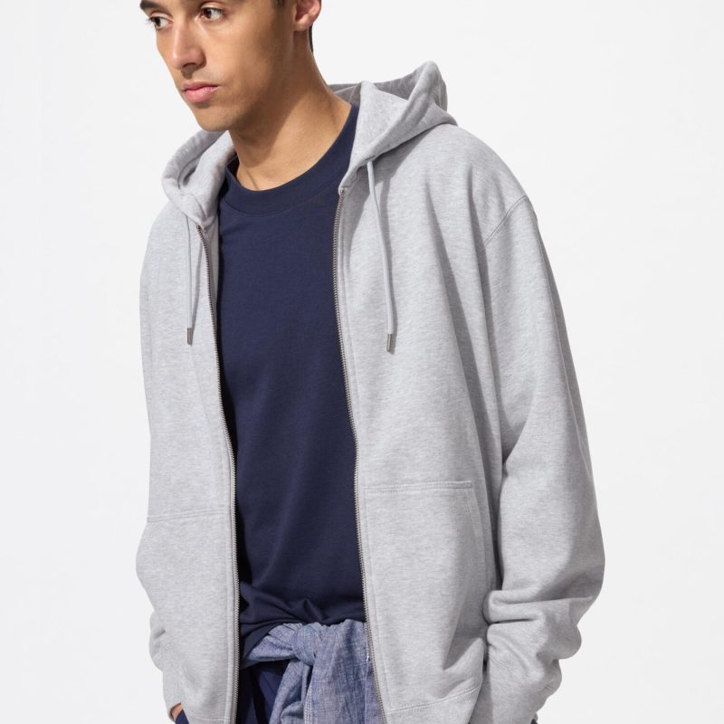 Спортивная толстовка с капюшоном на молнии