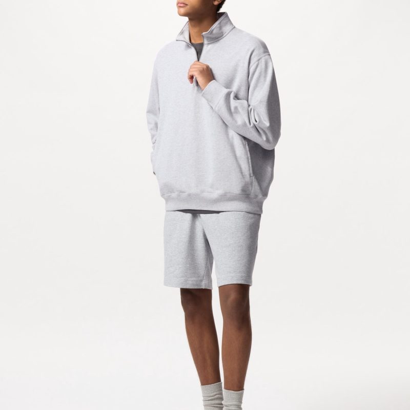 Ультра-эластичные спортивные шорты