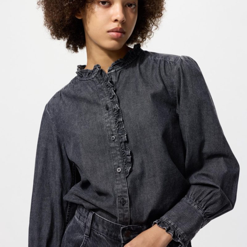 Легкая джинсовая рубашка (с оборкой)