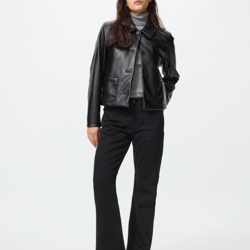 Джинсы с глубоким вырезом