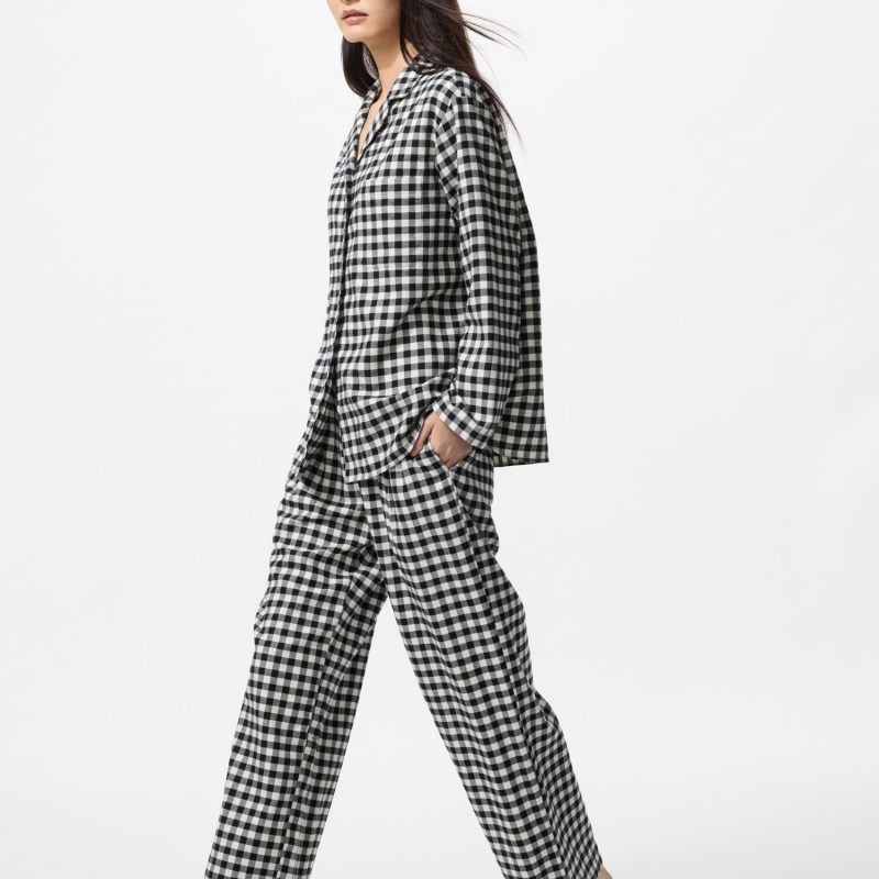 Фланелевая пижама (с длинным рукавом, в полоску)