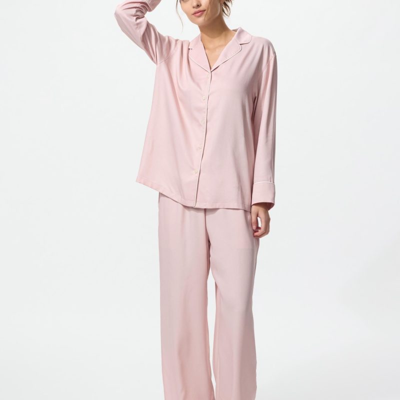 Атласная пижама (с длинным рукавом)