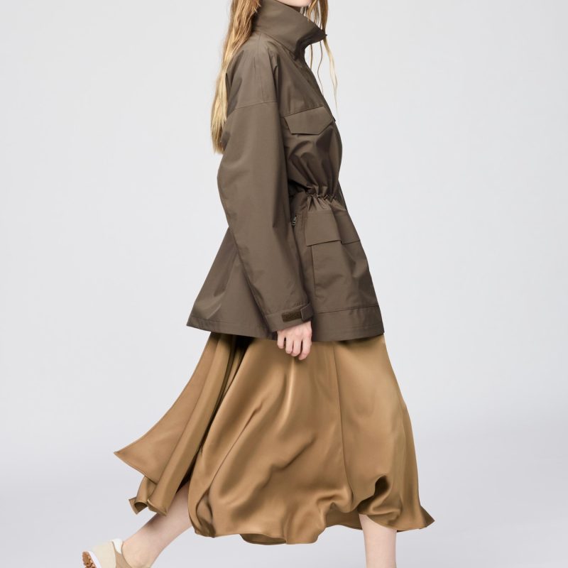 Атласная длинная юбка