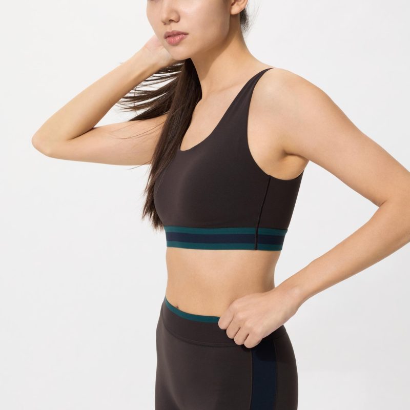 Активная линия беспроводных бюстгальтеров