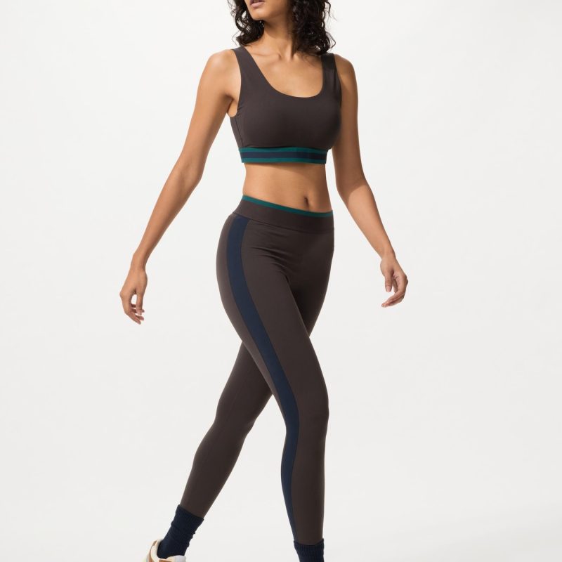 Ультраэластичные активные леггинсы (линия)