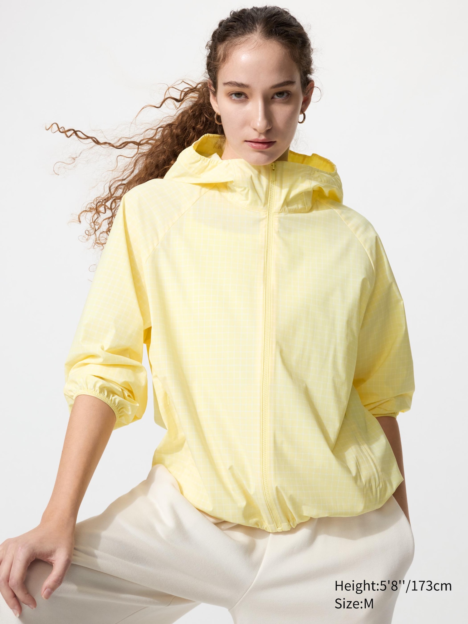 Карманная парка с защитой от ультрафиолета (с рисунком)