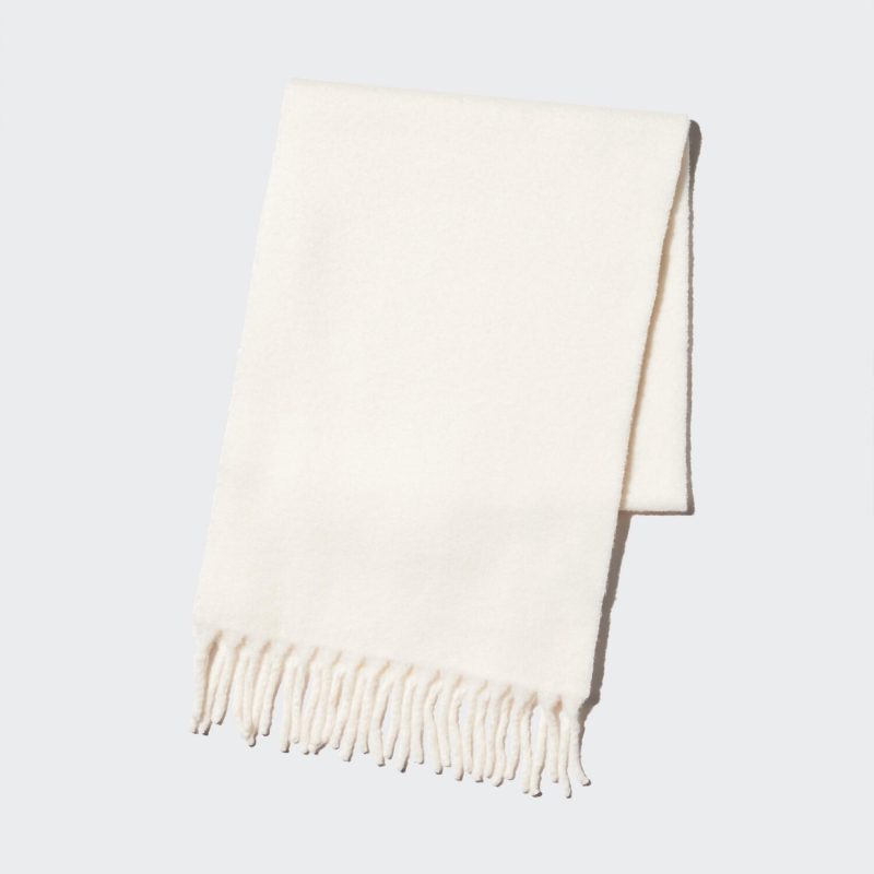 Плотный палантин из пряжи для суфле