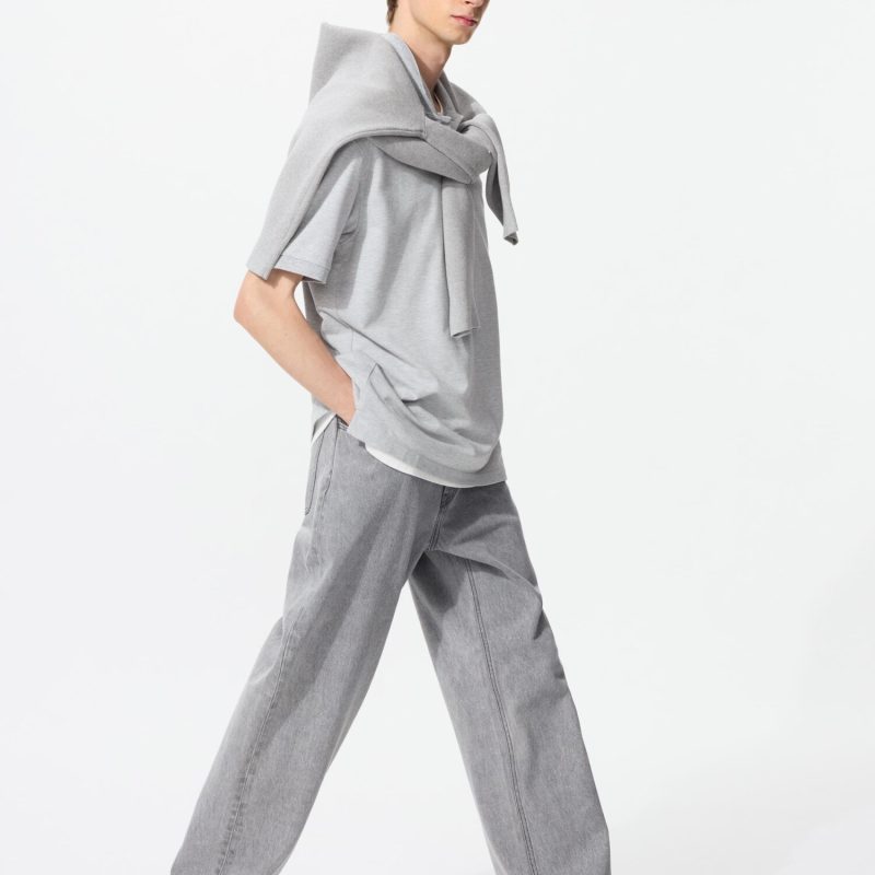 Джинсы с широким прямым кроем