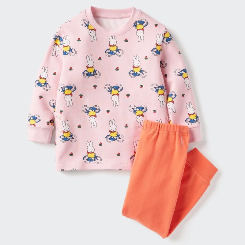 Пижама BT с рисунком из книги (с длинным рукавом) A