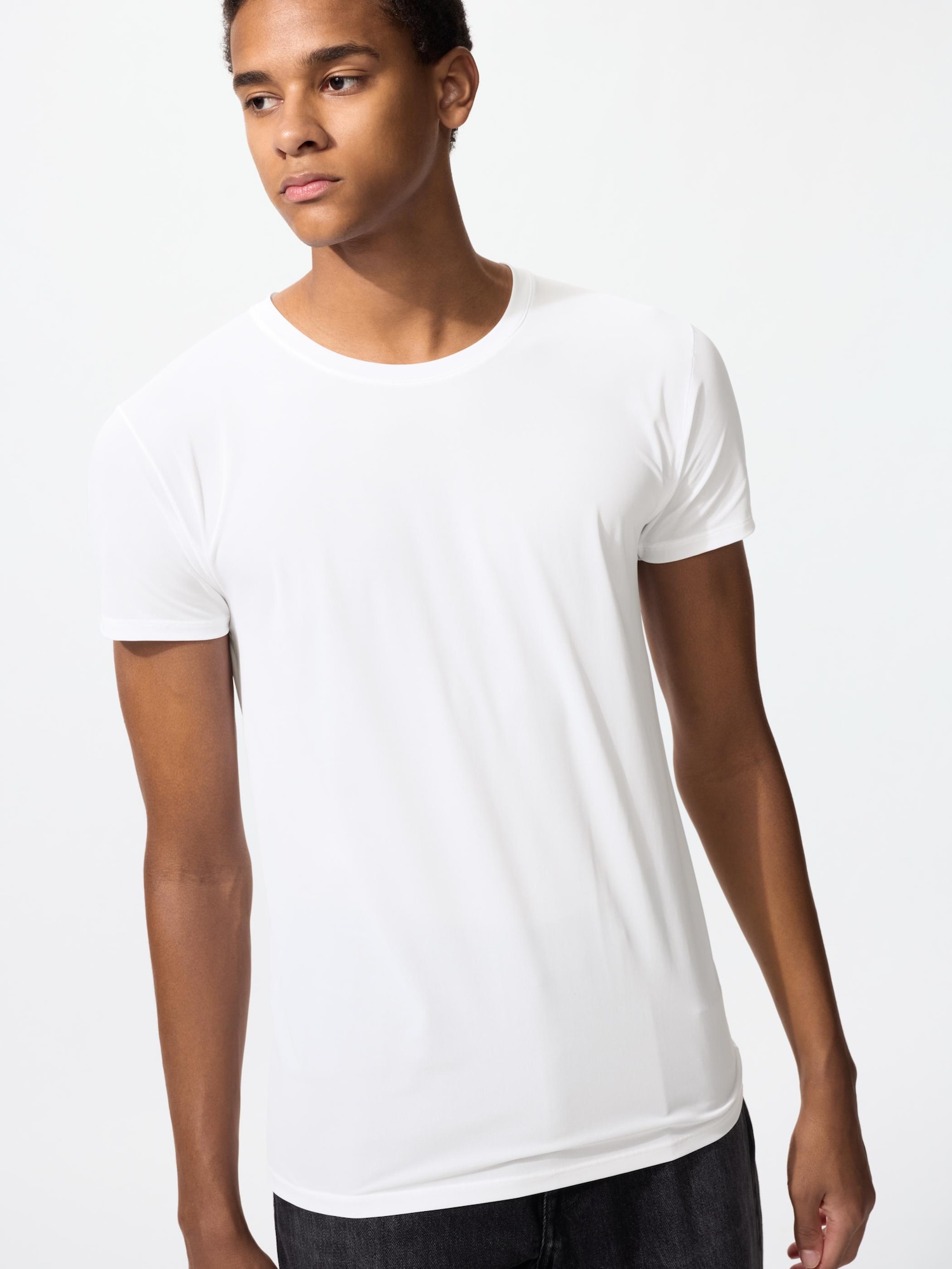 Футболка с круглым вырезом из сетчатого материала AIRism (с коротким рукавом)