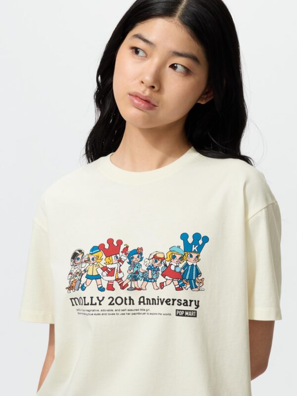 POP MART UT (футболка с графическим принтом, короткий рукав) 1C