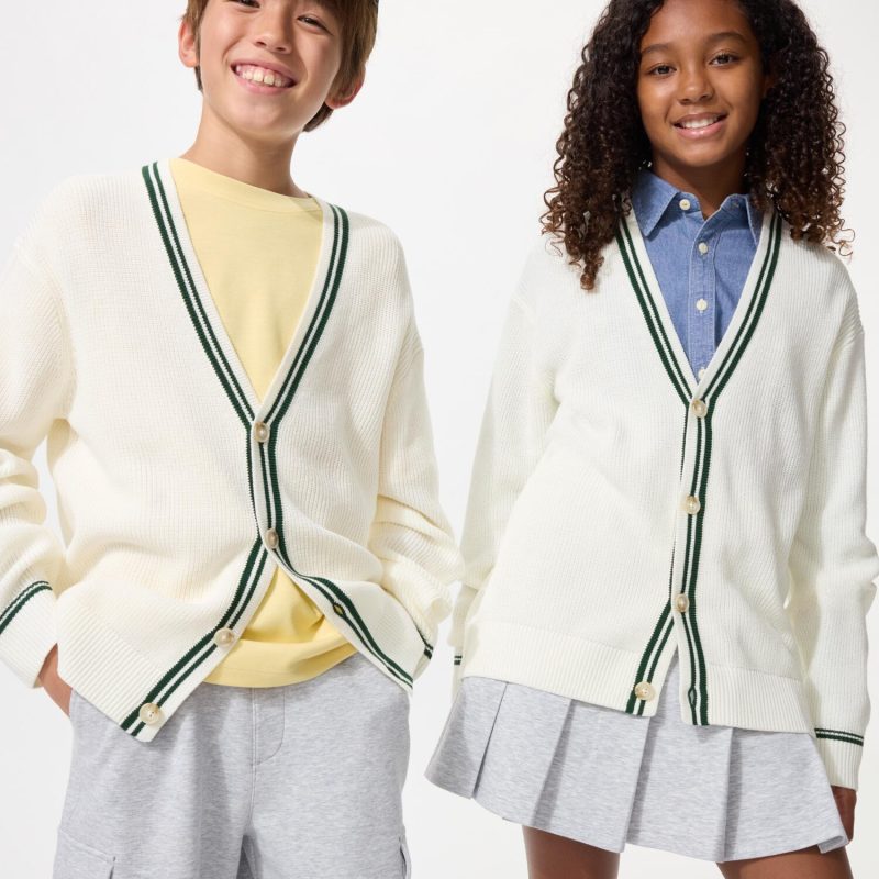 Детский вязаный кардиган, который можно стирать