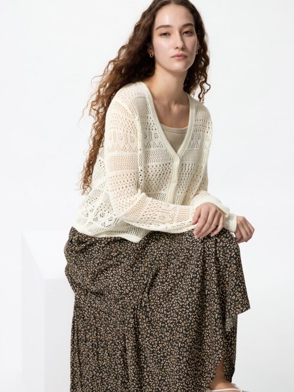 Вязаный кардиган с V-образным вырезом