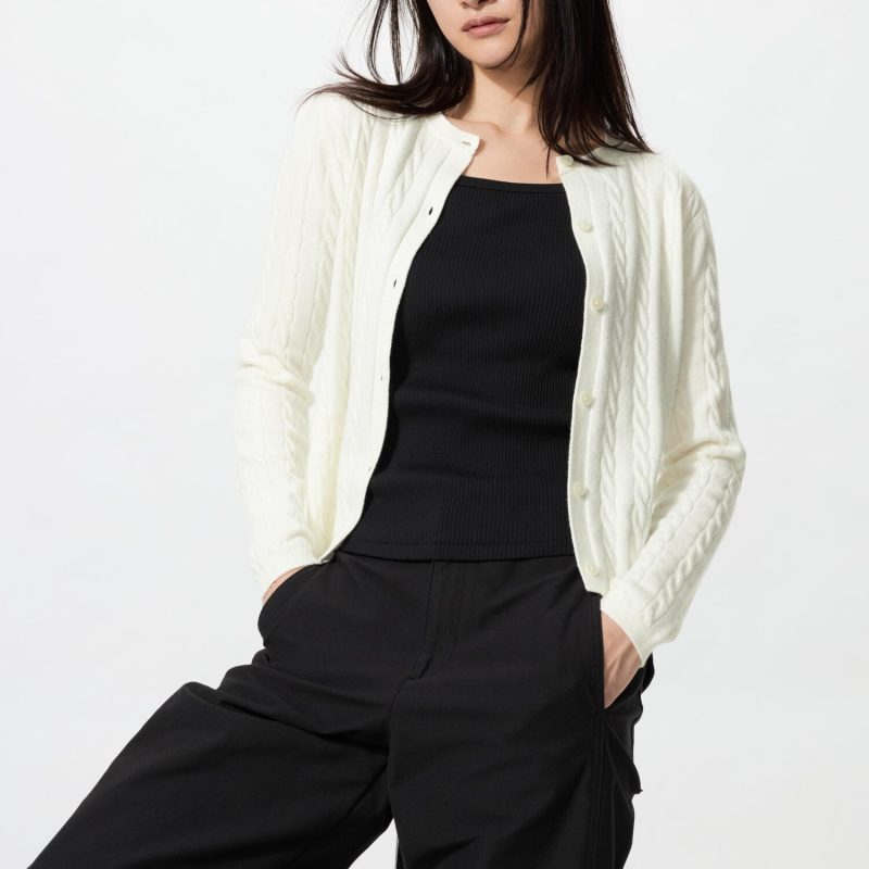 Вязаный кардиган с кабельным узором и классическим воротником