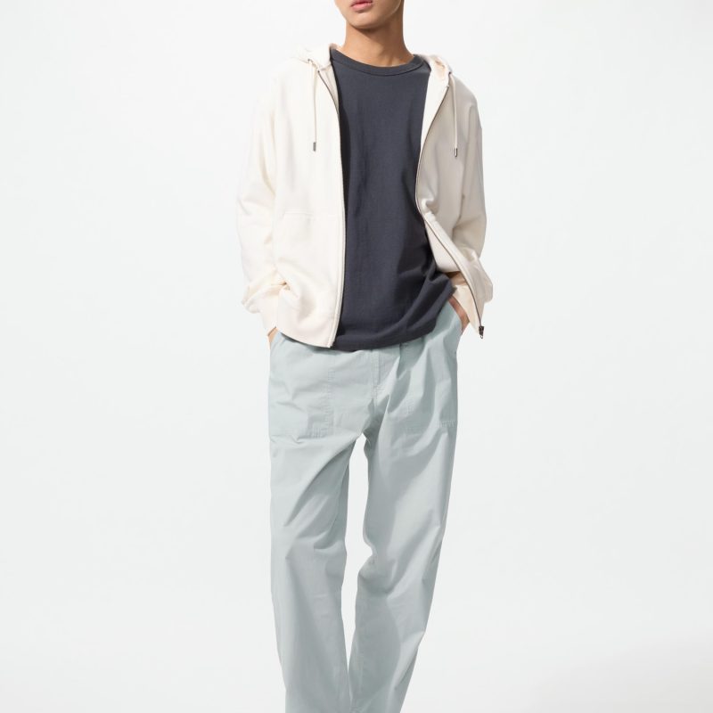 Легкие брюки со стрейчевой резинкой на талии