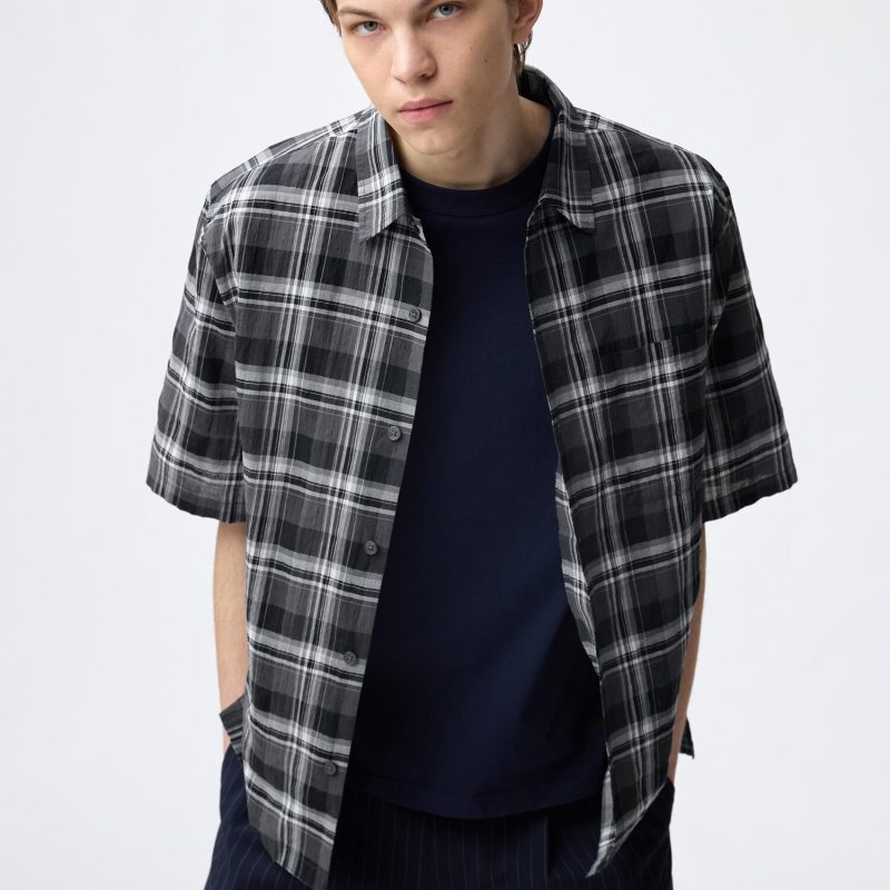 Футболка с текстурным узором GU (с коротким рукавом)