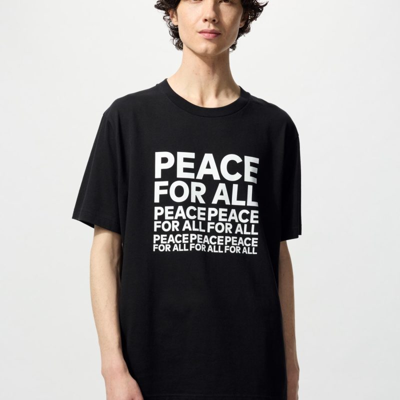 Футболка с графическим принтом PEACE FOR ALL (с коротким рукавом, прямой крой) Касивы Сато