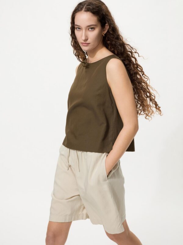 Льняные удобные шорты