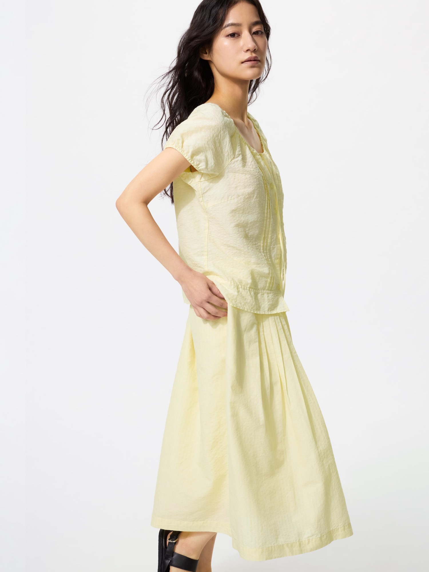 Льняная смесовая юбка с подрезом (длина 68–72 см, короткая модель)