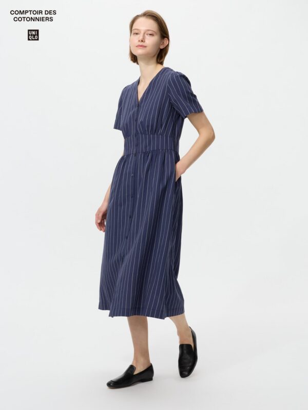 Платье с V-образным вырезом из смесовой льняной ткани (с короткими рукавами)