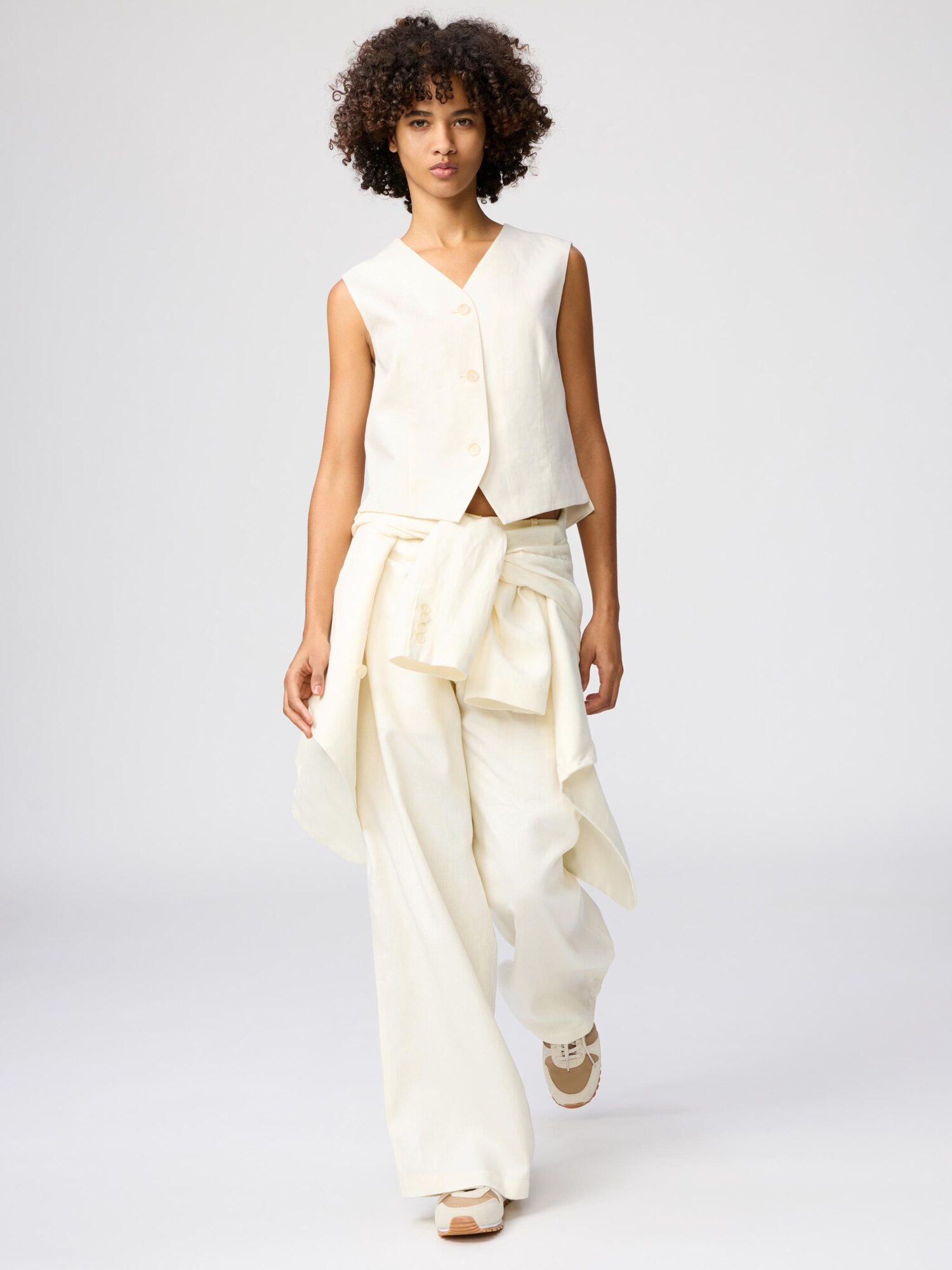 Жилет из премиального льна