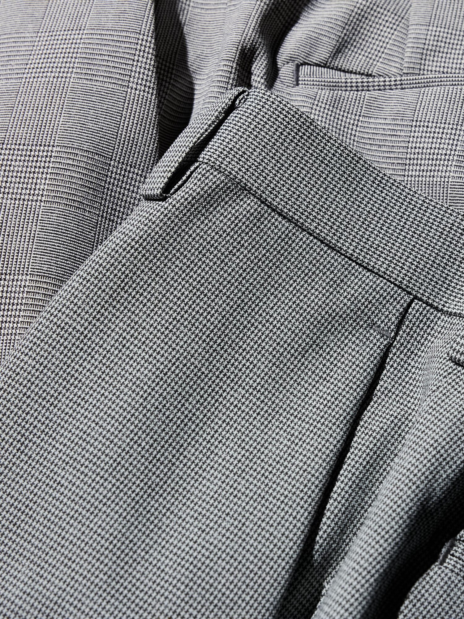 Брюки с эффектом стройнения (в клетку)