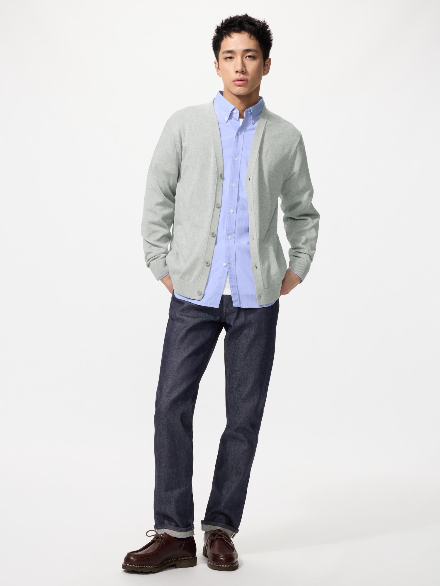 Вязаный кардиган с V-образным вырезом