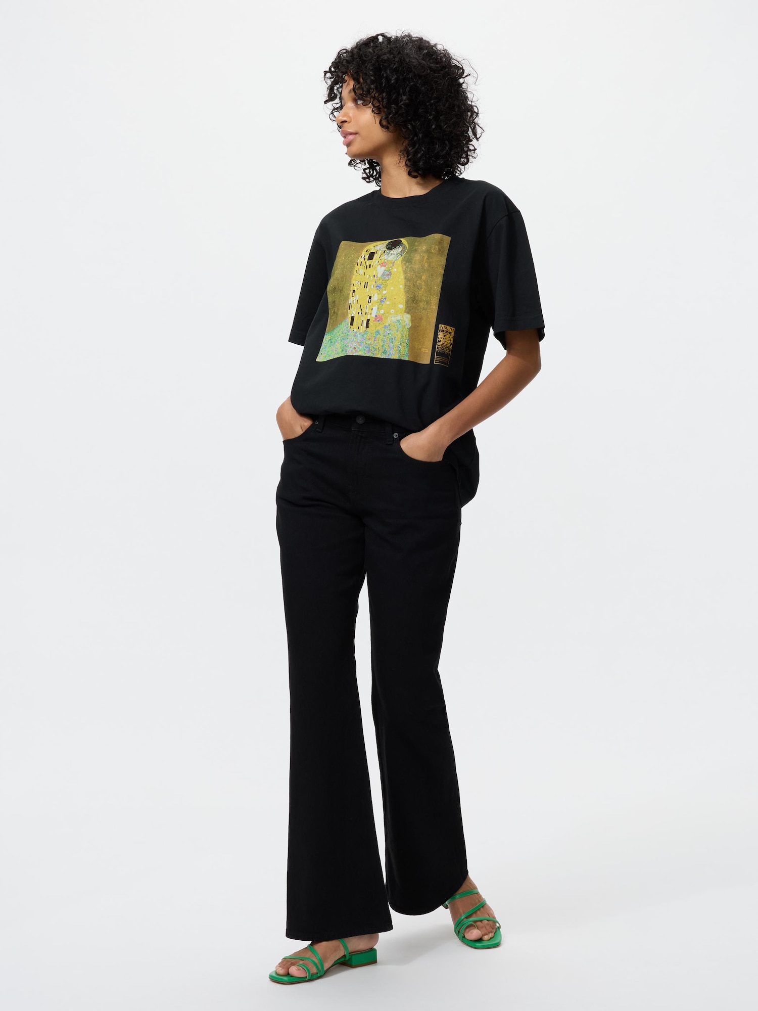 MoMA UT (футболка с принтом, короткий рукав) A