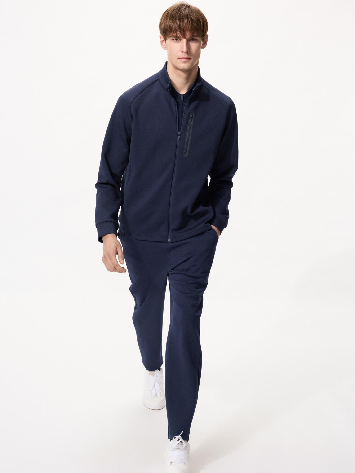 Джемпер-свитер из стрейчевой ткани Dry