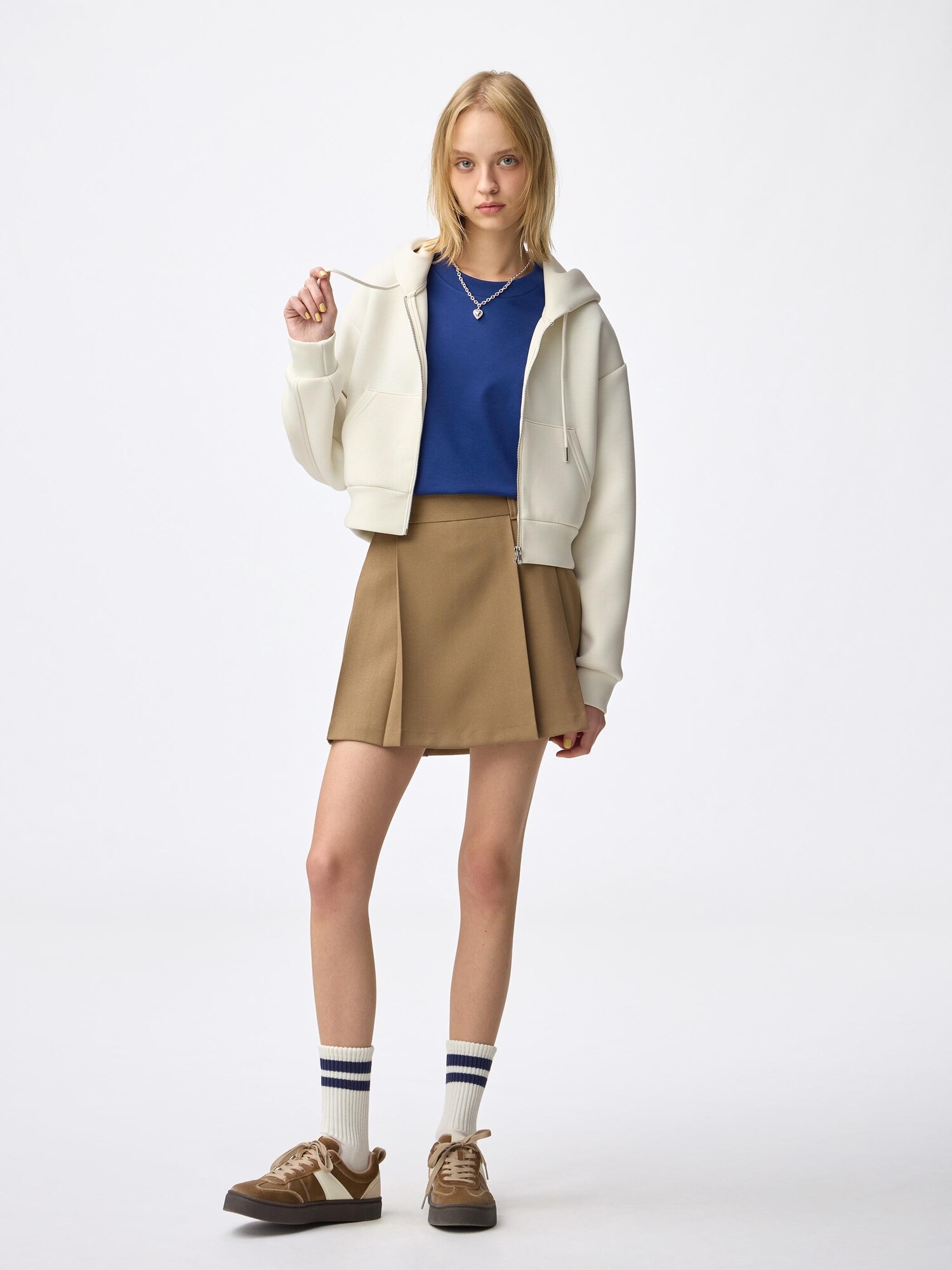 GU Пуф-свитер с капюшоном и молнией