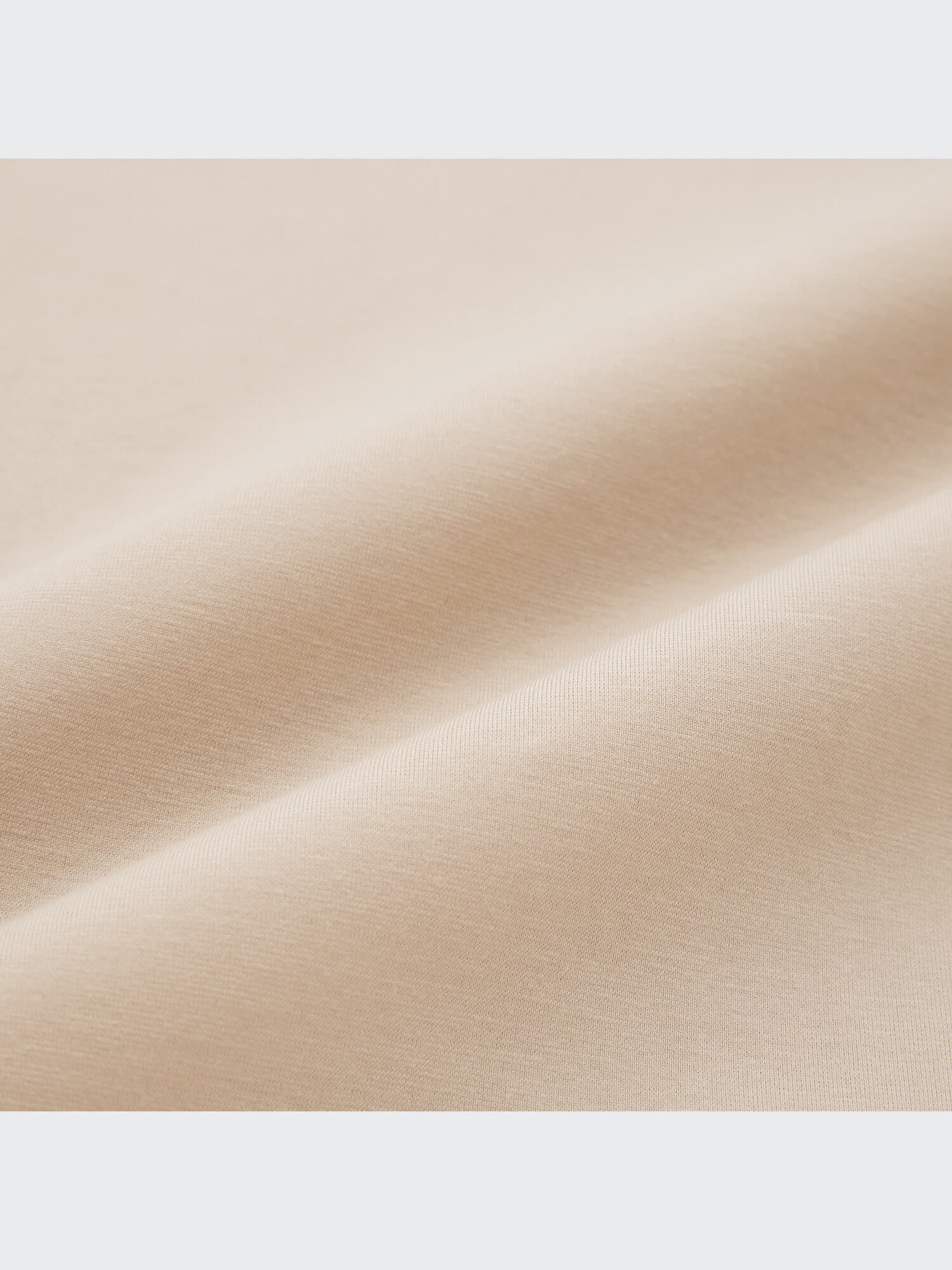 Футболка с V-образным вырезом HEATTECH (короткий рукав)