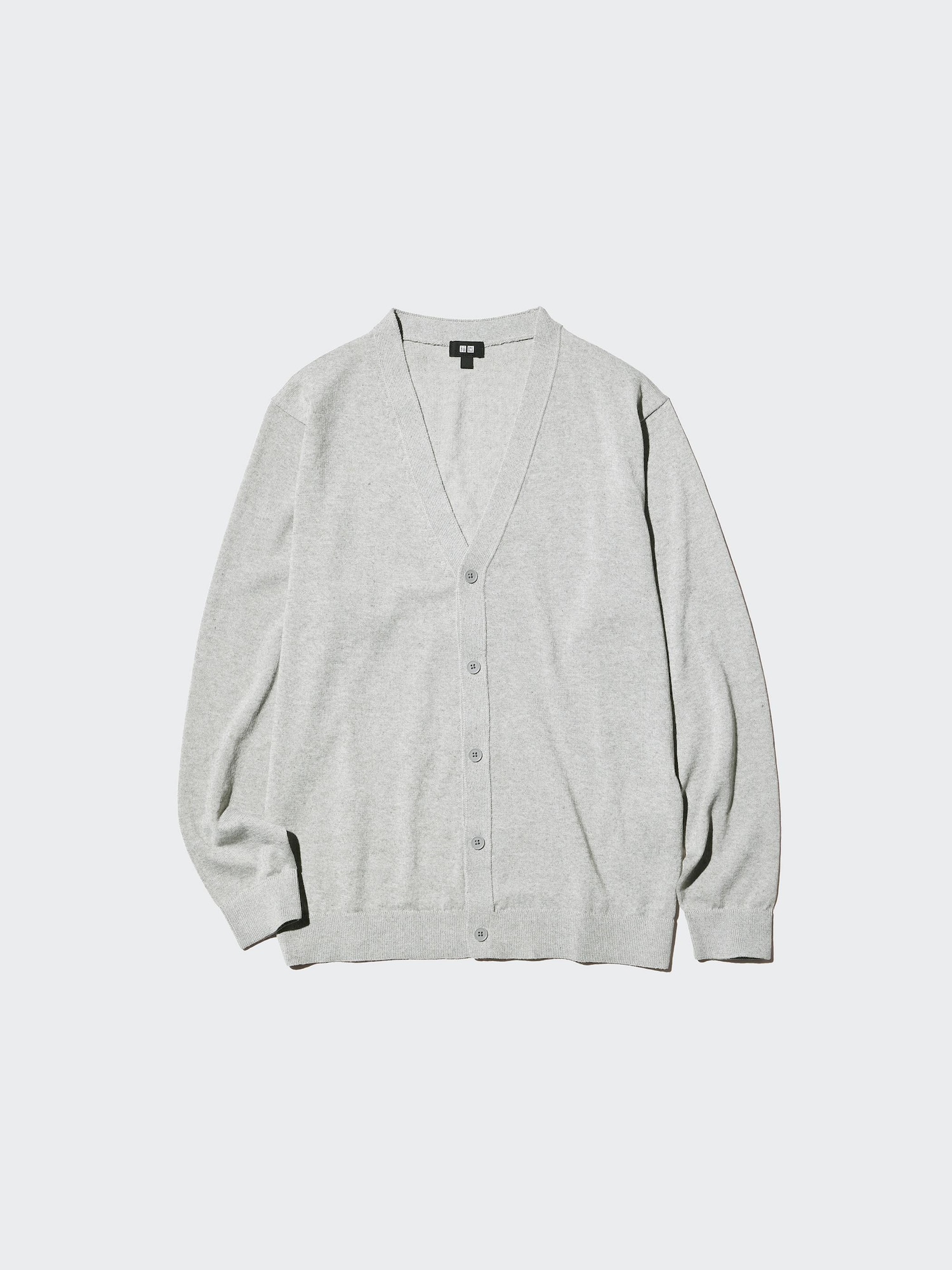 Вязаный кардиган с V-образным вырезом