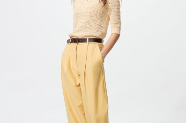 Брюки из саржевого джерси в складку, зауженные к щиколоткам