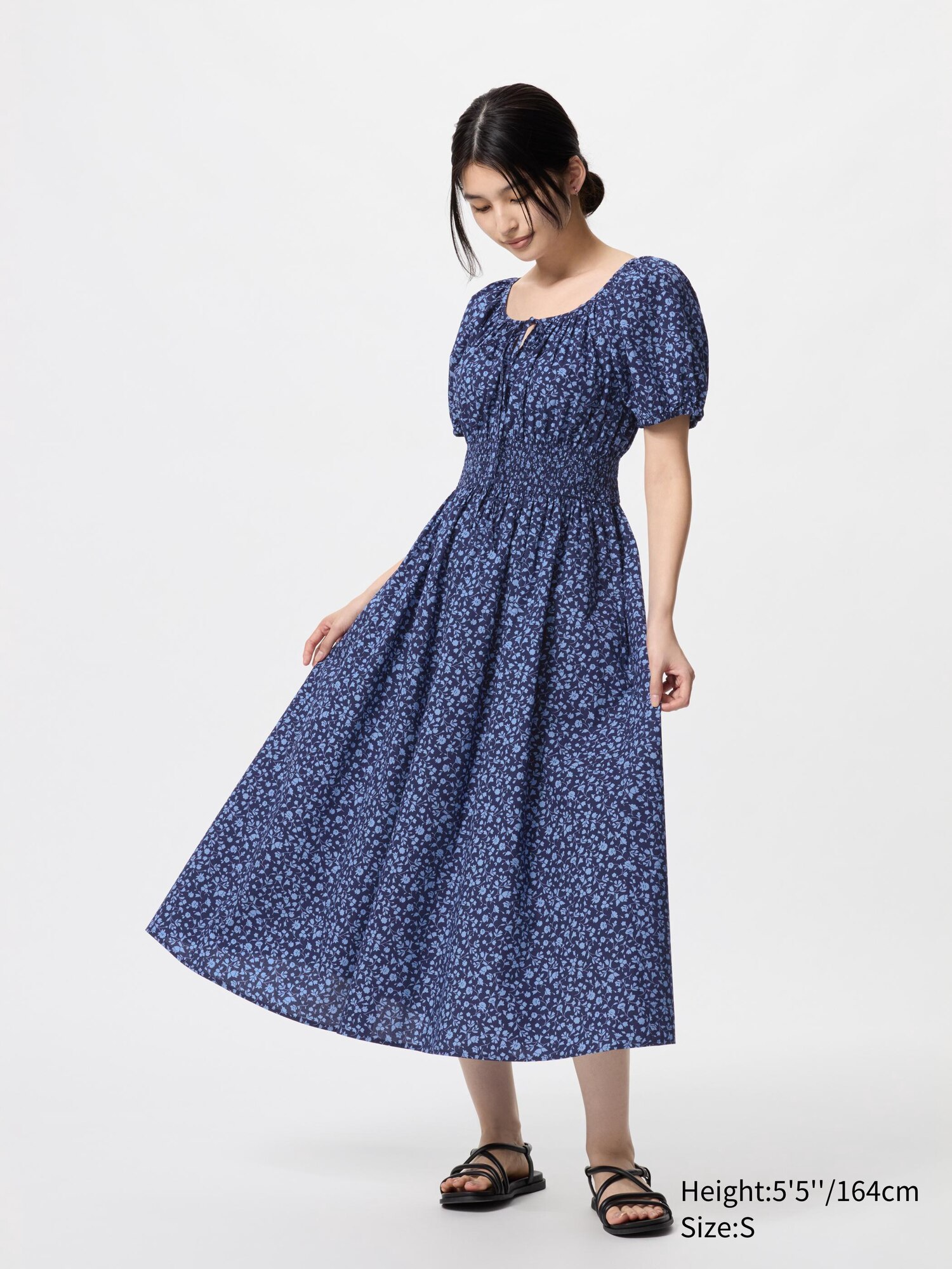 Платье с объемным рукавом (короткий рукав, принт)