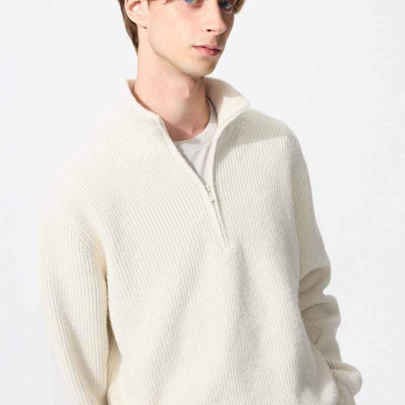 Джемпер наполовину застегнутый на молнию из пряжи-суфле