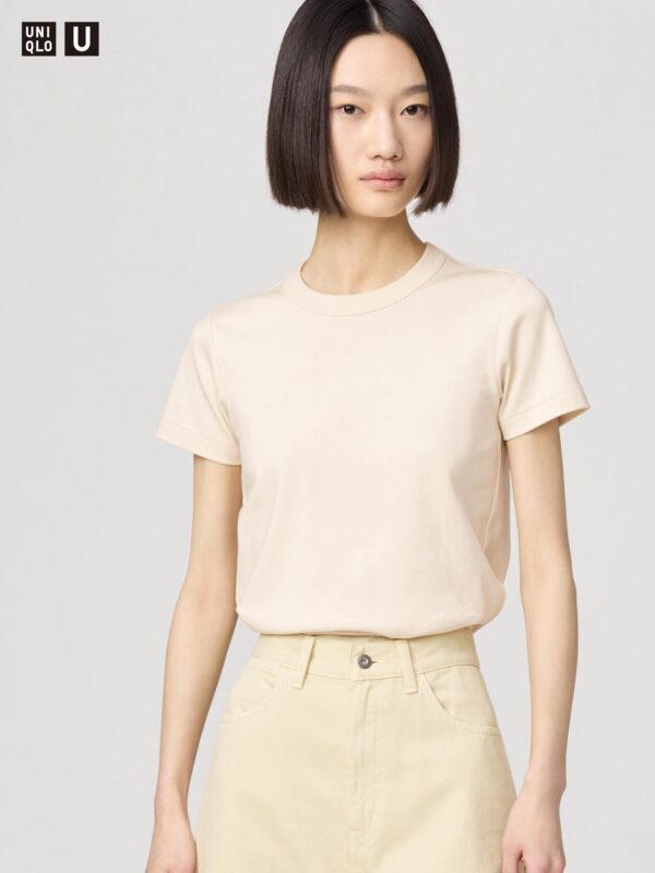 Футболка с круглым вырезом горловины