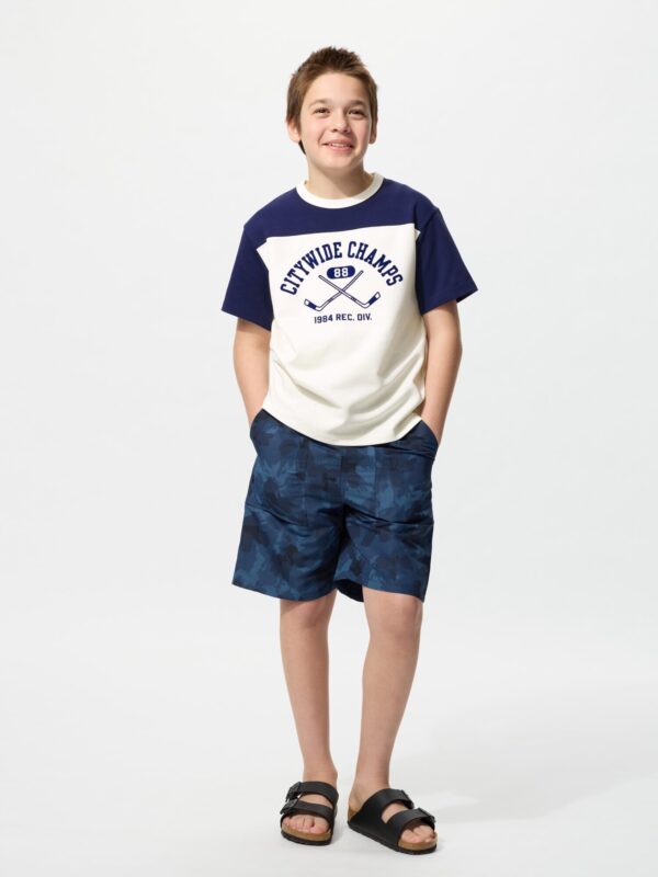 Хлопковая футболка с круглым вырезом и графическим рисунком Airism из хлопка