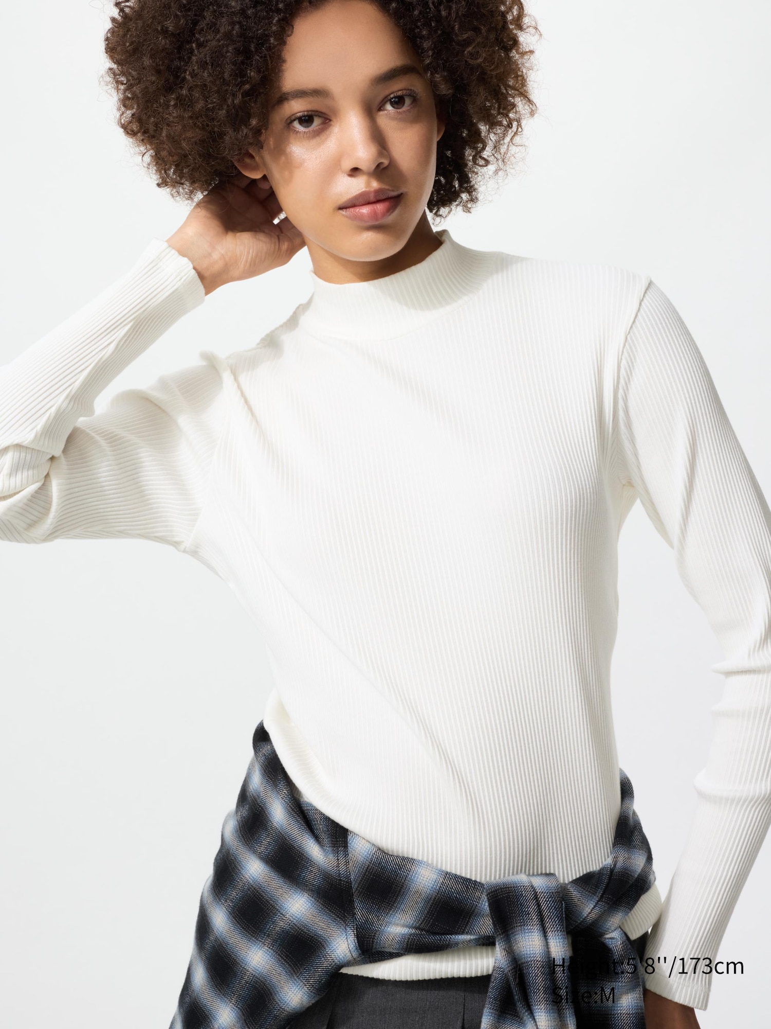 Футболка в рубчик с высоким вырезом и длинными рукавами
