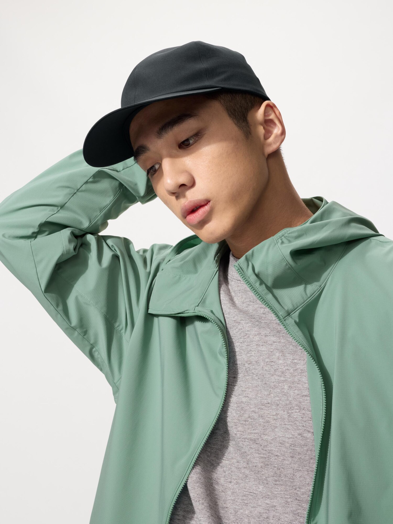 Кепка с UV-защитой и двухсторонней растяжимостью