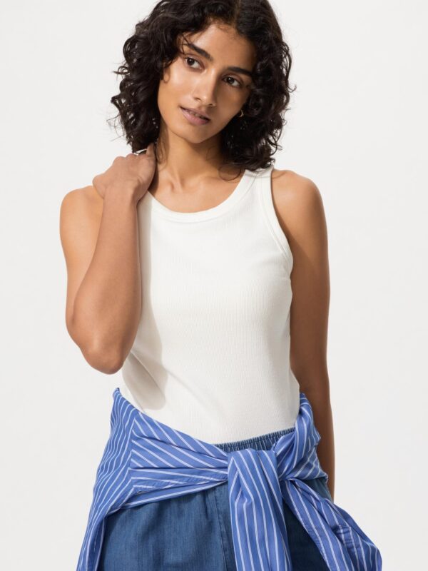 Ребристый топ-бра с американскими проймами