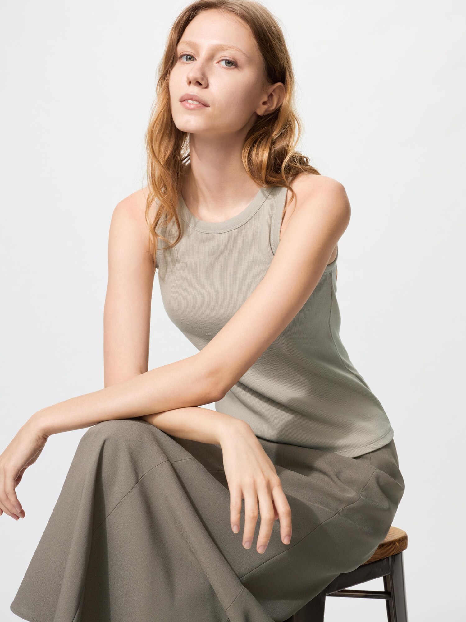 Ребристый топ-бра с американскими проймами