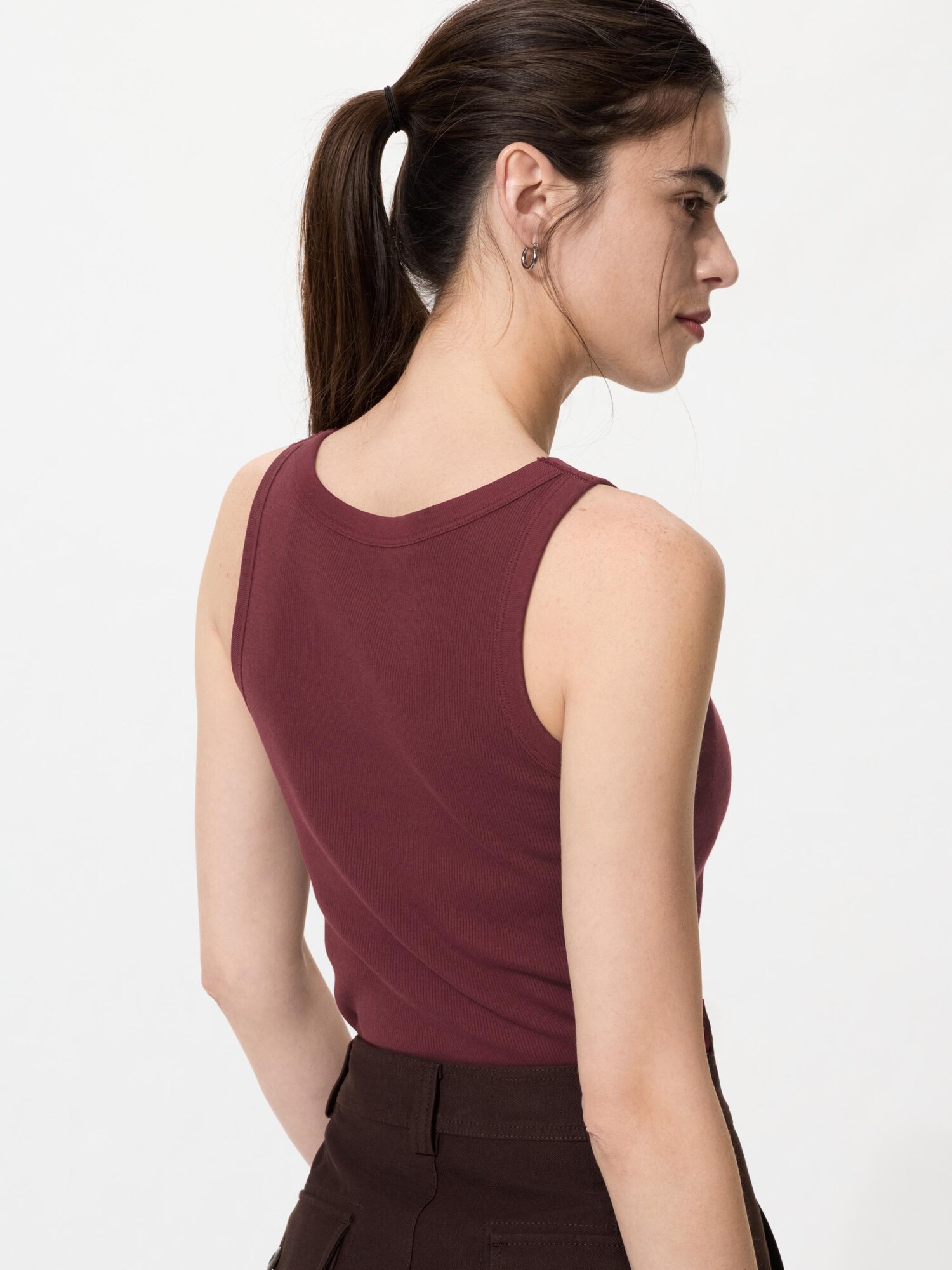 Ребристый топ-бра с американскими проймами