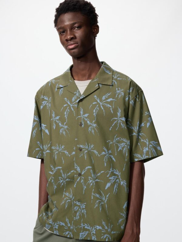 Рубашка с открытым воротником