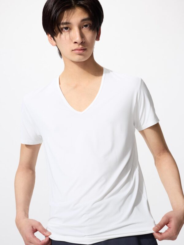 Футболка V-образным вырезом AIRism (с коротким рукавом)