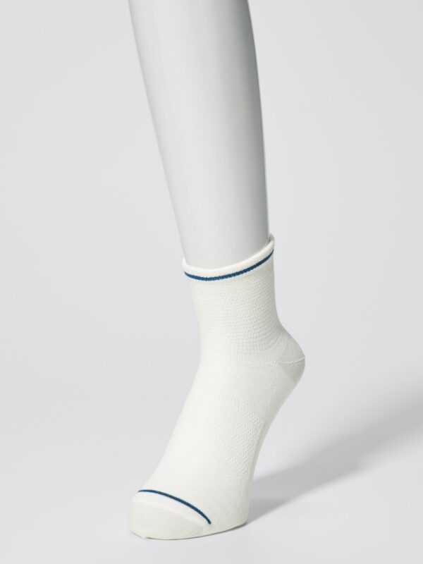 Спортивные носки до середины стопы