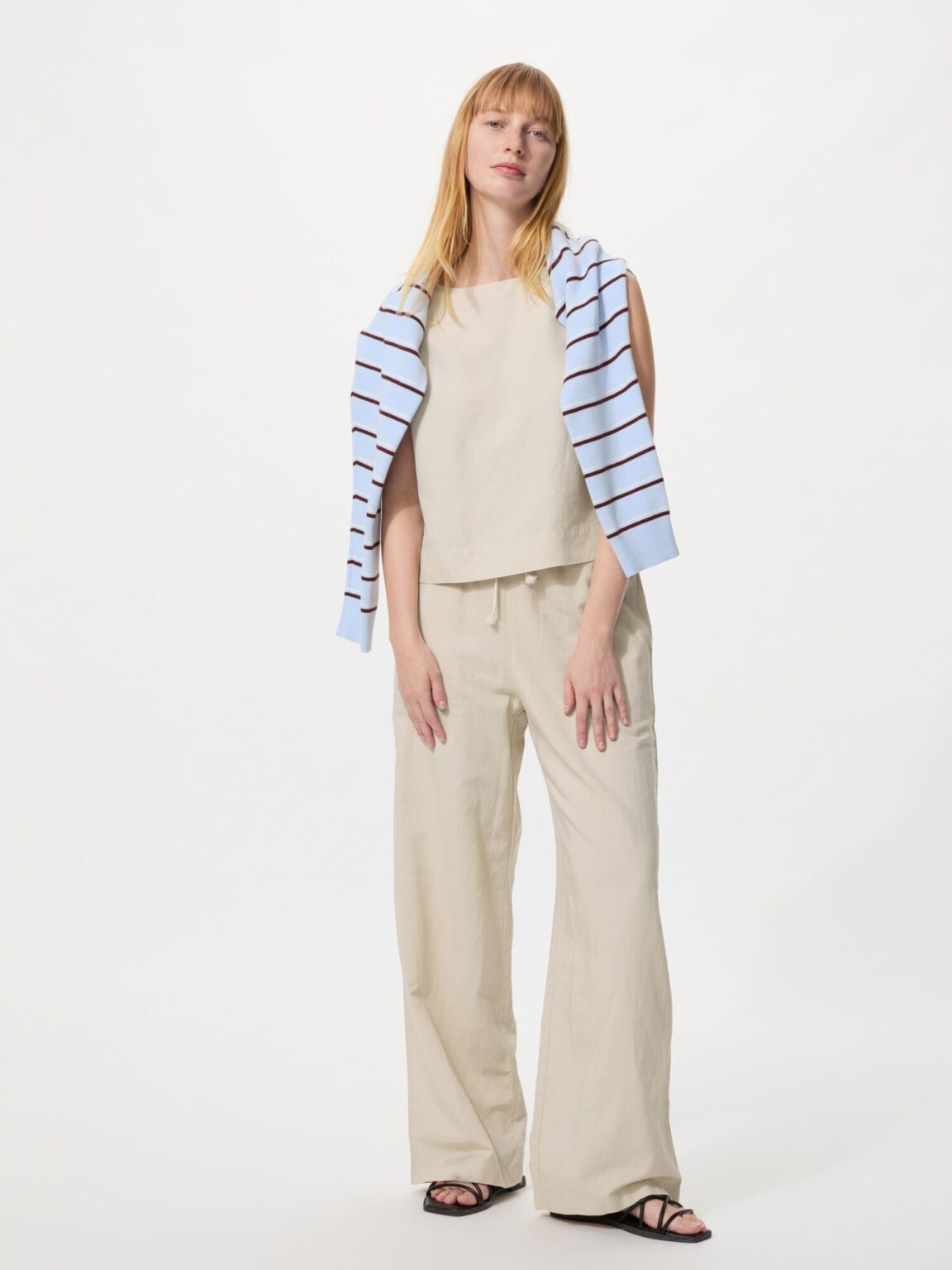 Легкие брюки из льняной смеси большой длины